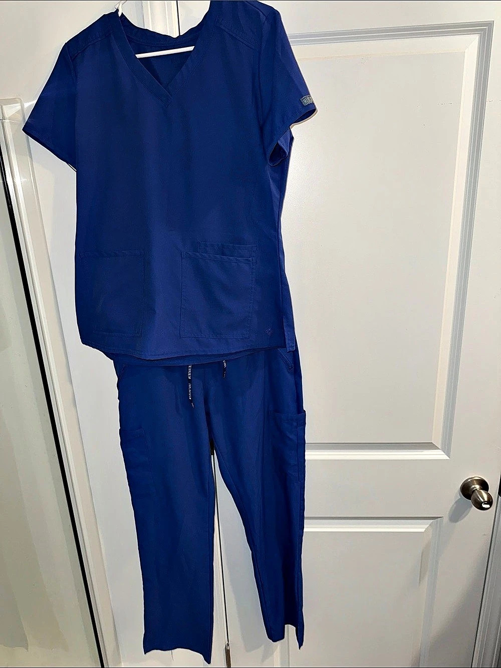 Mecocuture Insight V-Neck Scrub set in Blue Size Medium